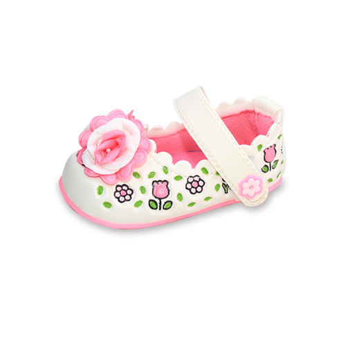 Sepatu Embos No.23-25 - 7005